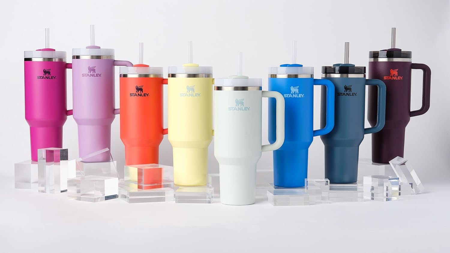 Stanley Quencher H2.0 FlowState Stainless Steel Vacuum Insulated Tumbler with Lid and Straw for Water, Iced Tea or Coffee - product image - catagorey- kitchen-Muzsha Ltd- trendhub 